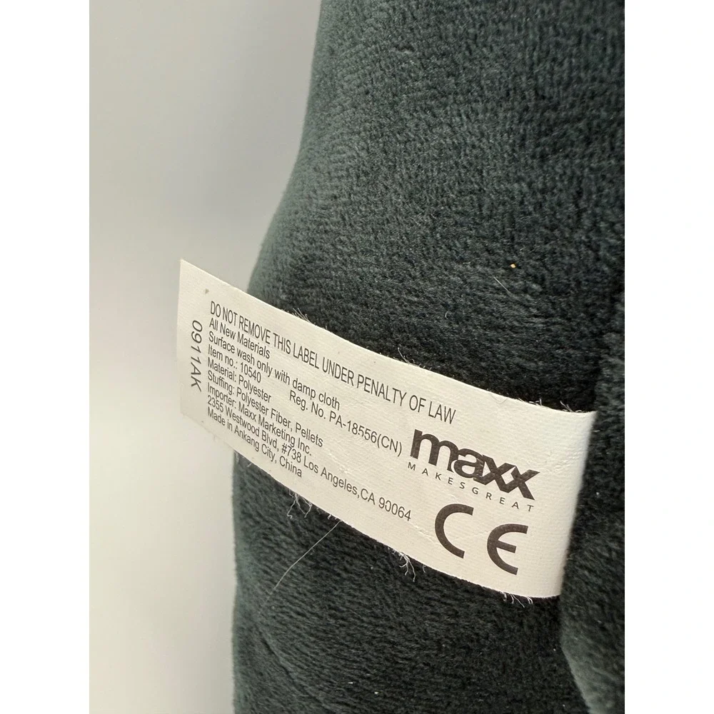 Toikido‎ Among Us Plush Grey Crewmate with Black Top Hat and Crow Beak 10540
